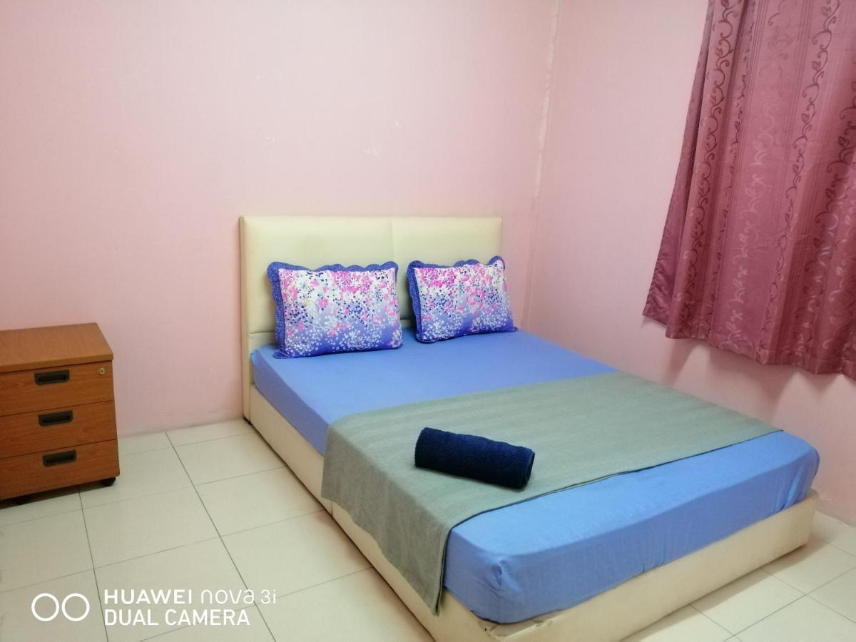 Layla Homestay