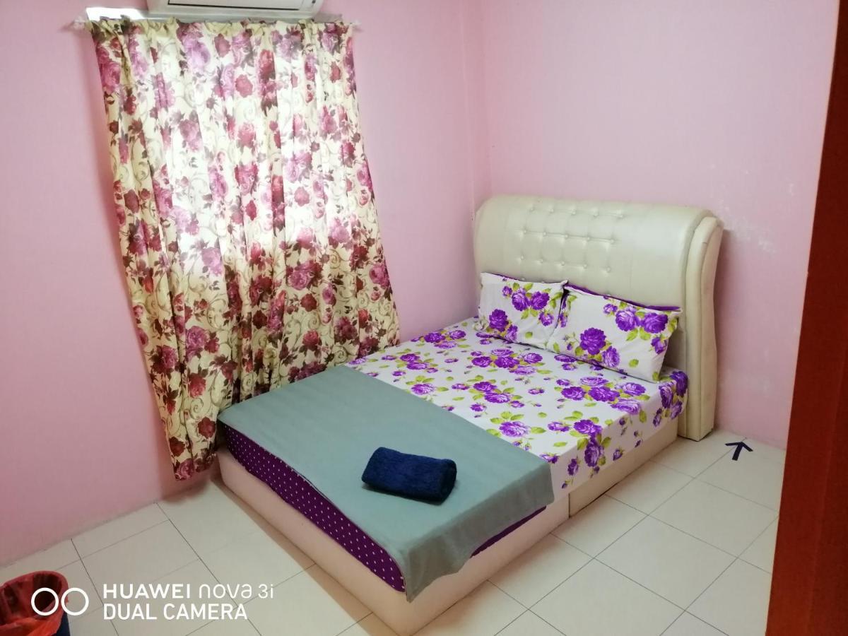 Layla Batu Pahat